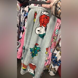 Snoopy Christmas blanket
